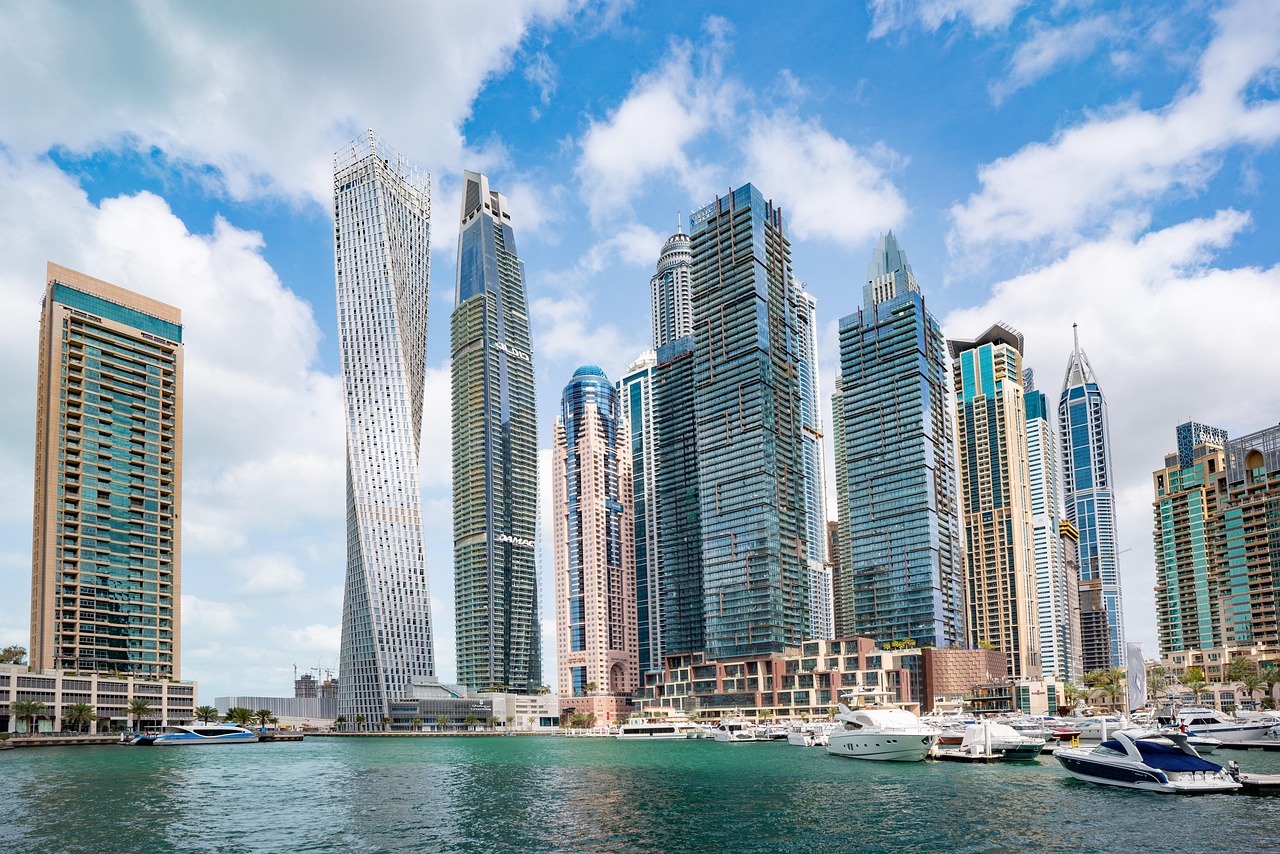 The Rise of Sustainable Skyscrapers: How Green Architecture is Redefining the UAE Property Market in 2025